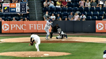 Ryan Clifford singles on a fly ball to right fielder Yanquiel Fernández. Ji Hwan Bae scores. Nick Morabito scores.