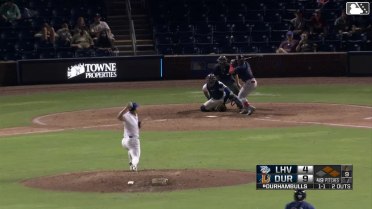 Pedro León triples (1) on a line drive to right fielder Justyn-Henry Malloy. Christian Cairo scores. Bryan De La Cruz scores.