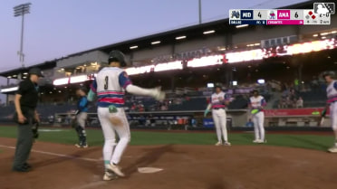 Demetrio Crisantes' three-run home run