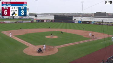 Luke Pelzer singles on a sharp line drive to right fielder Luis Castillo. Blake Mitchell scores. Ramon Ramirez to 3rd.