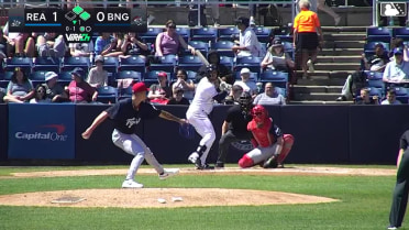 Vincent Perozo singles on a ground ball to right fielder Raylin Heredia. Nick Lorusso scores. JT Schwartz to 3rd.