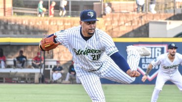 Justus Sheffield Cooks Up Gem As Stripers Win Third Straight 