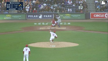 Yonny Hernández lines into a double play, left fielder Allan Castro to third baseman Anthony Seigler. Jackson Cluff out at 2nd.