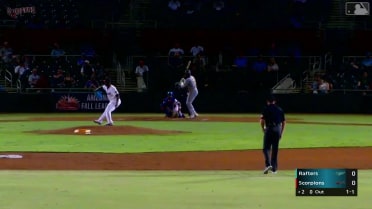 Esmerlyn Valdez's solo home run