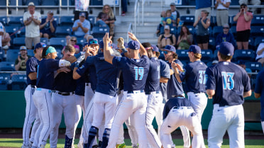 Suisbel hits a walk-off home run for High-A Everett