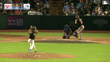 Max Muncy homers (6) on a fly ball to center field. Drew Swift scores.