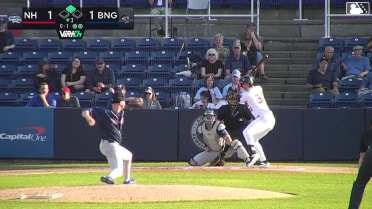 Nick Lorusso doubles (9) on a fly ball to center fielder Eddie Micheletti Jr. Matt Rudick scores. Jose Ramos scores.