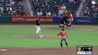 Jake Brooks In play, run(s) to Osleivis Basabe