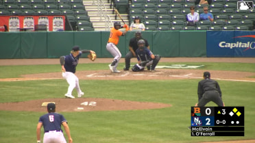 Chris McElvain In play, run(s) to Aron Estrada