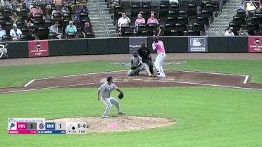 Alex Ramírez homers (13) on a fly ball to center field. Jefferson Rojas scores.