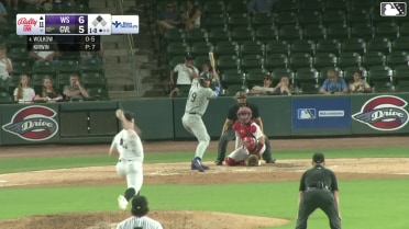 Danny Kirwin Ball to George Wolkow