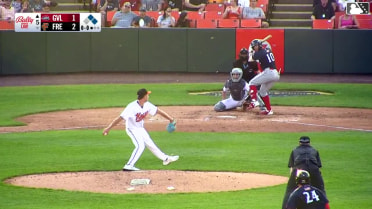 Henry Godbout grounds into a double play, shortstop Luis Vázquez to second baseman Ryan Stafford to first baseman Victor Figueroa. Justin Gonzales out at 2nd. Henry Godbout out at 1st.