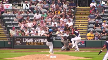 Will Taylor homers (8) on a fly ball to left field. Lonnie White Jr. scores. Murf Gray scores.