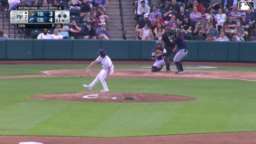 Ben Malgeri singles on a sharp ground ball to left fielder Petey Halpin. Tyler Gentry scores. Luke Ritter to 2nd.