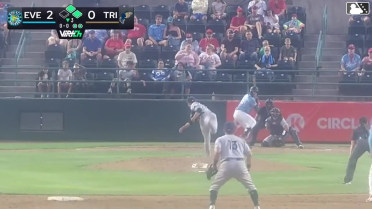 Jonny McGill singles on a soft line drive to center fielder Korbyn Dickerson. Slate Alford scores. Hayden Alvarez to 2nd.
