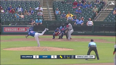 Jhonkensy Noel hits an RBI single to extend the lead 