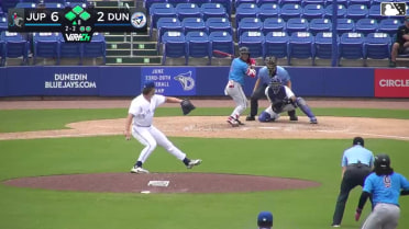 Abrahan Ramirez singles on a fly ball to left fielder Blaine Bullard. Carlos Sanchez scores. Emilio Barreras scores. Yoffry Solano to 2nd.