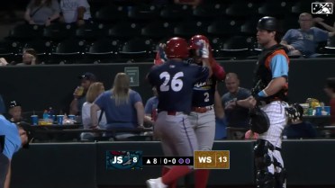 Hao-Yu Lee hits a two-run home run to left field