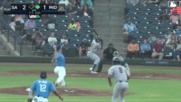 Ethan Salas doubles (2) on a ground ball to left fielder Clark Elliott. Luis Verdugo scores.