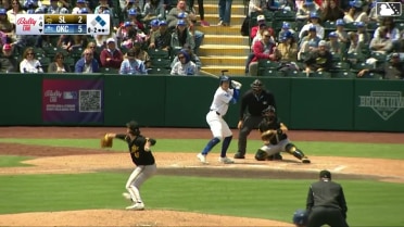 Jack Suwinski doubles (10) on a sharp line drive to right fielder Chris Taylor. James Tibbs III scores. Austin Gauthier scores. Jack Suwinski to 3rd.