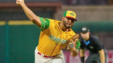 Travs Pitch Past Poodles, 4-2