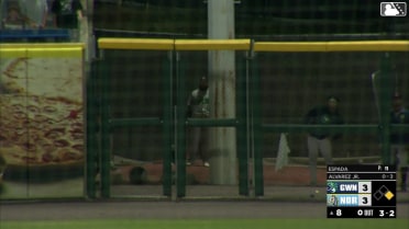 Nacho Alvarez Jr. homers (2) on a fly ball to left field. Ha-Seong Kim scores.