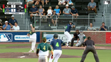 Maxton Martin singles on a line drive to center fielder Eric Hartman. Arturo De Freitas scores. Casey Cook to 2nd.