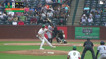 Jhon Diaz singles on a ground ball to center fielder Edward Florentino. Nicandro Aybar scores.