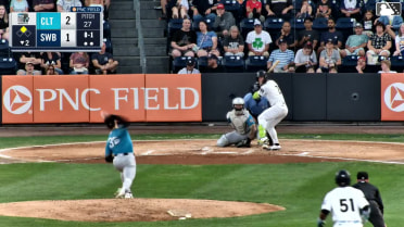 Kenedy Corona singles on a line drive to center fielder Junior Perez. Yanquiel Fernández scores.