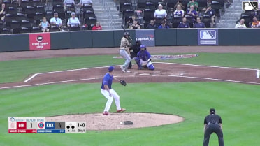 Samuel Zavala out on a sacrifice fly to center fielder Andy Garriola. Alec Makarewicz scores.