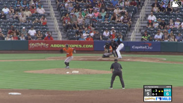 Cesar Perdomo In play, run(s) to Ryan Ritter