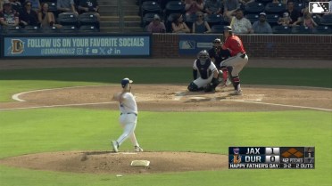 Johnny Olmstead walks. Deyvison De Los Santos scores. Rece Hinds to 3rd. Agustín Ramírez to 2nd.