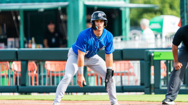 Shuckers Tie Franchise Record for Stolen Bases in Win Over Clingstones