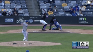 Hendry Mendez homers (2) on a fly ball to right center field.