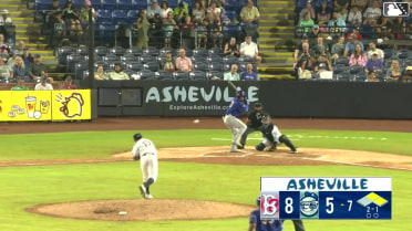 Eddinson Paulino singles on a sharp line drive to right fielder Kenni Gomez. Daiverson Gutierrez scores. Chase Meggers to 3rd.