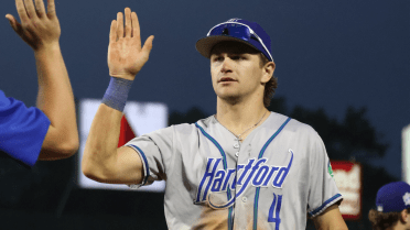 Minor Leaguer steals 2nd, 3rd and home on just SIX pitches