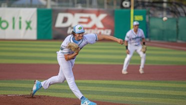 Serwinowski Immaculate as Tortugas Drop 11-Inning Duel