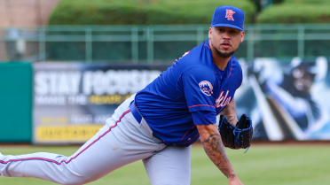 Jersey Shore Jumps Past Brooklyn In Slugfest, 10-8