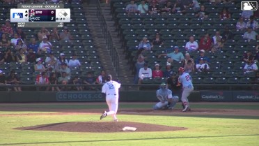 Jesús Báez homers (23) on a fly ball to left field. Rainiel Rodriguez scores.