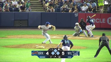 Hoss Brewer In play, run(s) to Ronny Cruz