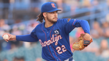 Hall Fans 10 as Cyclones Earn Doubleheader Split