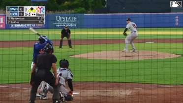 Andy Ibáñez singles on a sharp line drive to center fielder Spencer Jones. Christian Arroyo scores. Ryan Clifford to 2nd.