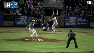 Ethan Bell Ball to Daniel Guilarte