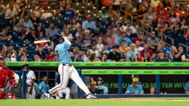 Hoskins and Cameron Go Back-to-Back, Sounds Out-Hit in Loss to Bats