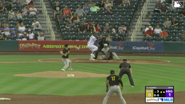 Sterlin Thompson singles on a line drive to right fielder Josh Lowe. Zac Veen scores. Charlie Condon to 3rd.