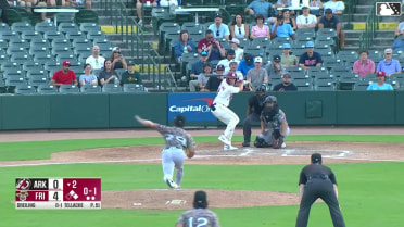 Dylan Dreiling doubles (8) on a line drive to right fielder Bill Knight. Frainyer Chavez scores. Rafe Perich scores.