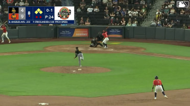 Hunter Strickland In play, run(s) to Euribiel Angeles