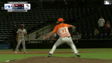 Max Wagner homers (10) on a fly ball to left field. Arturo Disla scores. Marcus Lee Sang scores.