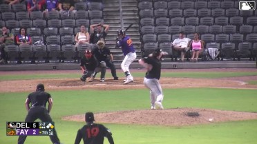 Arturo Flores strikes out swinging and Xavier Neyens was picked off 1st, catcher Miguel Rodríguez to first baseman Andrés Nolaya to catcher Miguel Rodríguez.