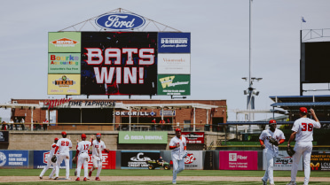 Clutch Eighth Inning Leads Bats To 6-4 Victory 